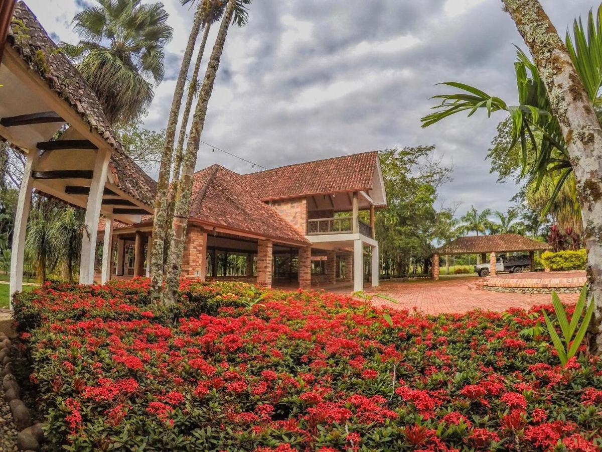 Hotel Hacienda Gualanday Apiay Екстер'єр фото
